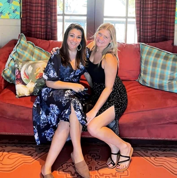 Welcome to my closet! ! - Picture 9 of 11